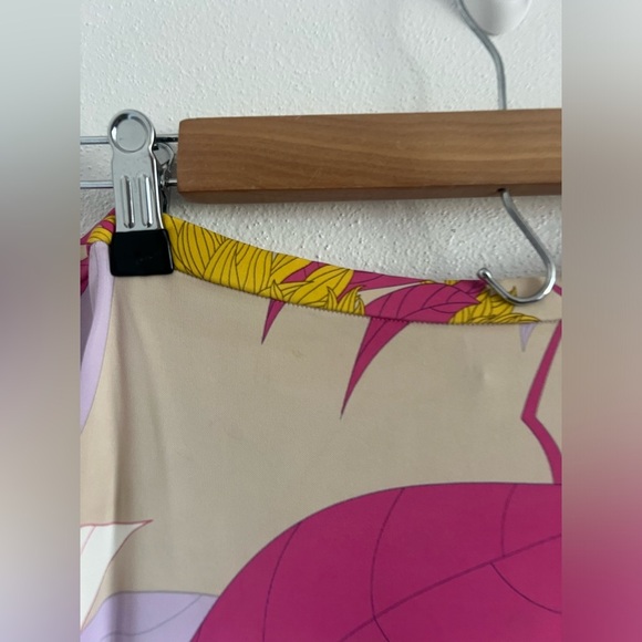 Emilio Pucci Pink and Yellow Print Skirt, size 8 - Picture 9 of 9